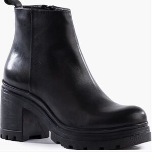 New Seychelles In Too Deep Chunky Booties